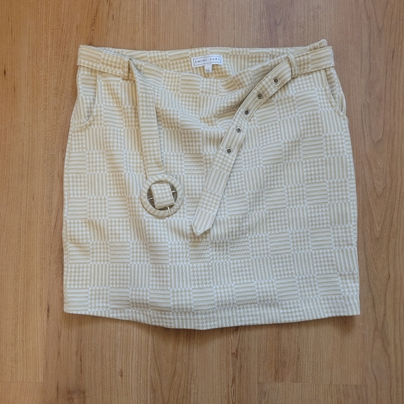 Emory Park mini skirt - beige, plaid, belted - Picture 2 of 7